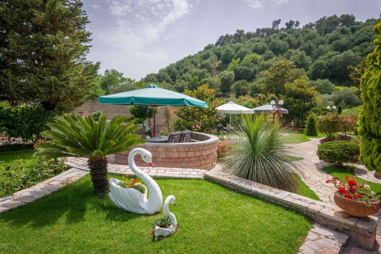 Villa Haroula Parga Exterior photo